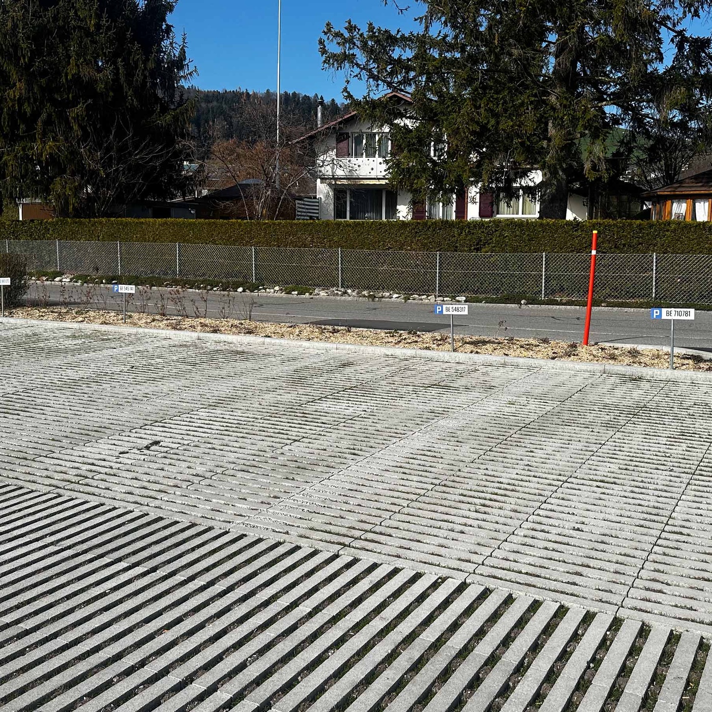 Aussenparkplatz zu vermieten